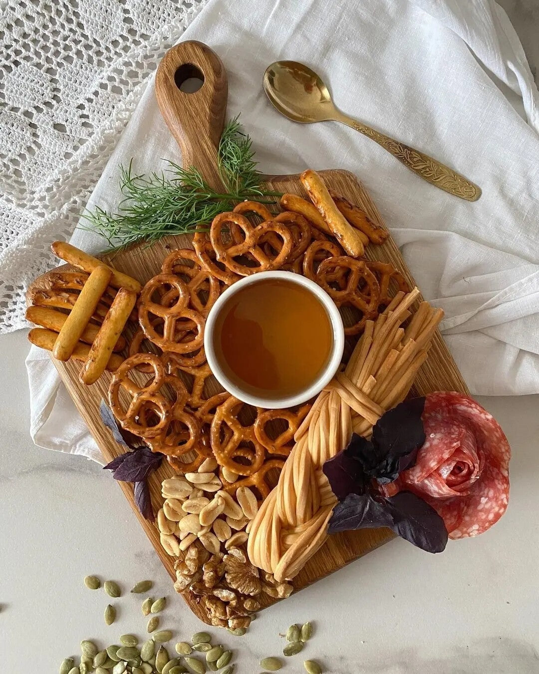 Twins Cutting and Serving Board